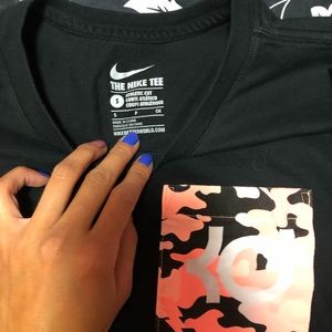 Nike Tops - Small Kevin Durant t-shirt Nike Tops - Small Kevin Durant t-shirt